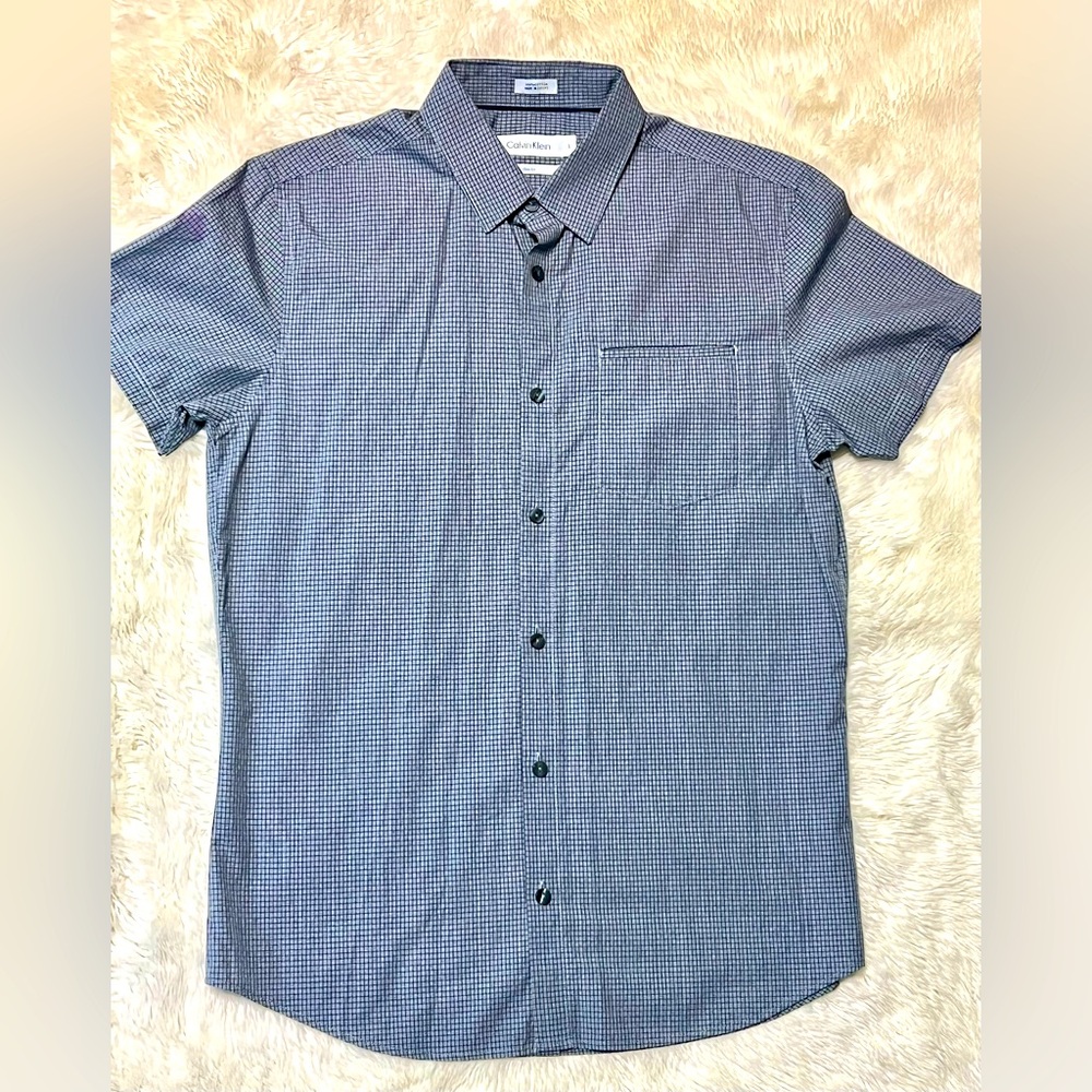 CALVIN KLEIN 100% Cotton Slimfit Short Sleeve Button Down Gray Shirt Size Small
